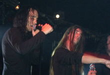  Danny Cecati of EYEFEAR joins Black Majesty for "Guardian" in Sydney, 10th July 2004  [[Click for Larger Image]]