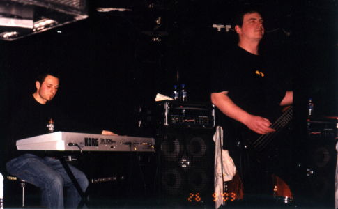 Sammy and Rob from EYEFEAR at Breakers Metal, 26th Sept 2003